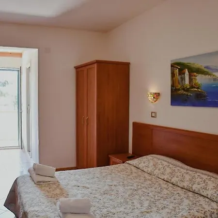 Hotel Vela Club &