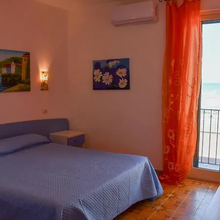 Hotel Vela Club &